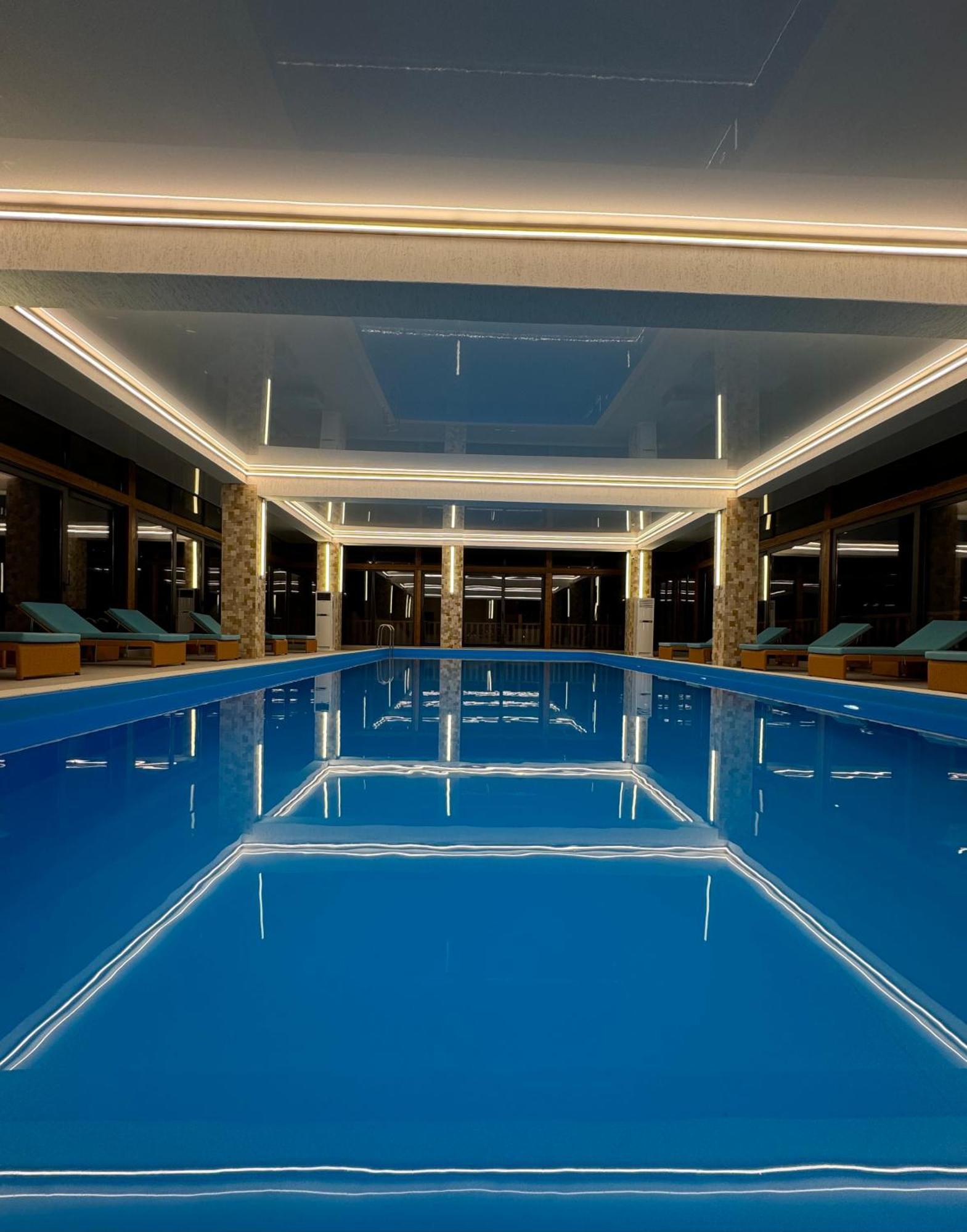 Gistola Hotel เมสเตีย ภายนอก รูปภาพ